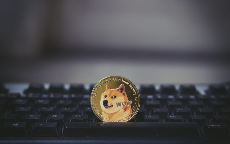 Dogecoin (DOGE) Coils Up; Upside Capped at $0.20